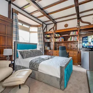 https://rg9bc-for-your-most-relaxed-cosy-stay-free-parking-free.yorkshirehotels.net