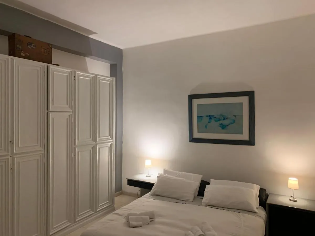 Apartment City Center Eighty-Five Bari